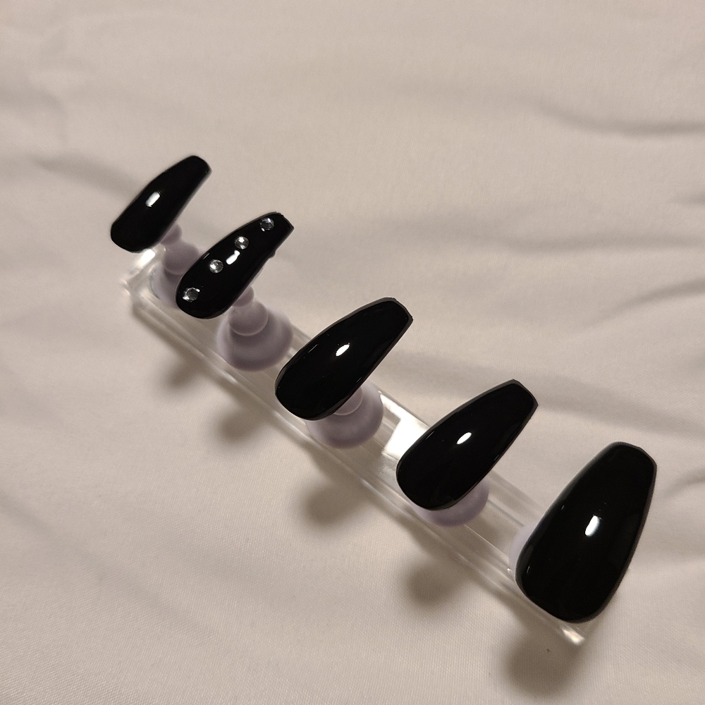 Custom Press on Nails